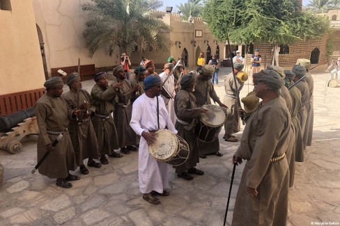 Nizwa-fort-danse-by-MG-web