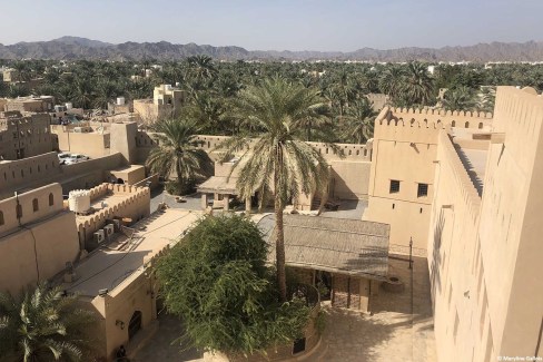 Nizwa-vue-du-fort-by-mg-web