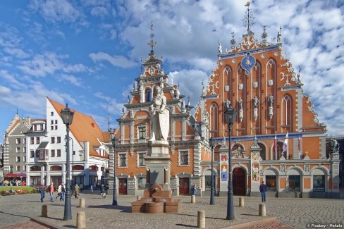 Place de la mairie à Riga, capitale de la Lettonie