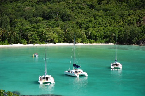 Plage de Port Launay, parc marin seychellois