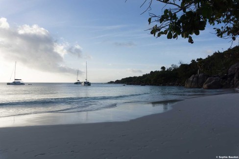 Anse Volbert au lever du soleil