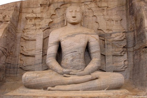 8-Gal-Vihara-Polonnaruwa-ALemarchand-web