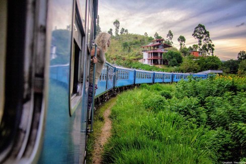 Yves-Alarie-unsplash-Trajet-en-train-entre-Kandy-et-Ella-web