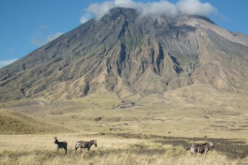 Paysage du mont Lengai dans la région du lac Natron au nord de la Tanzanie