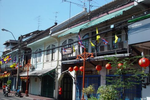 Maison-traditionnelle-dans-le-quartier-chinois-de-Yaowarat