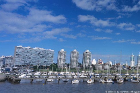 Ministere-du-Tourisme-de-lUruguay-Panoramica-Montevideo-1-web