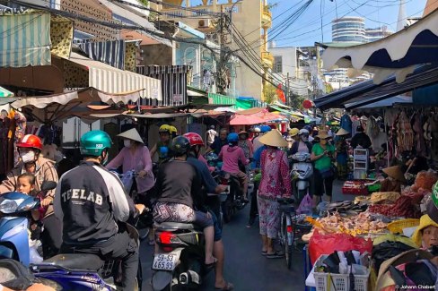 Marché matinal Binh Tranh à Ho Chi Minh Ville