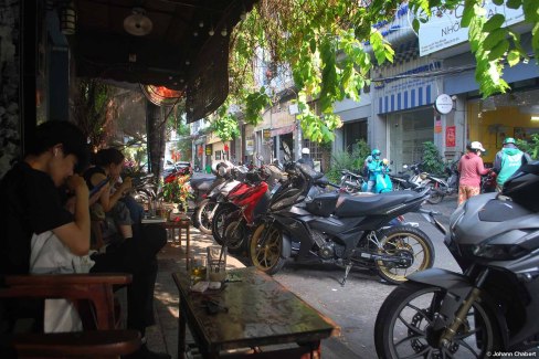Terrasse de café à Saigon
