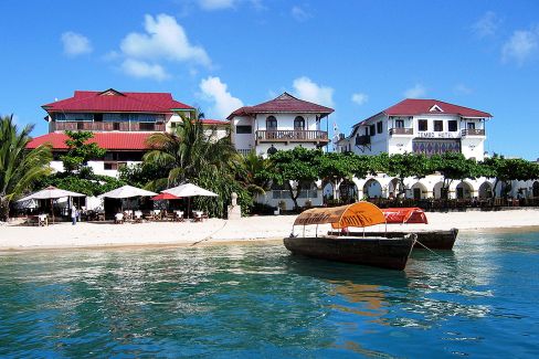 Stone Town vue depuis un bateau