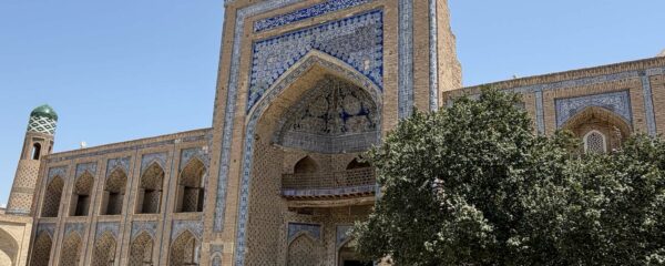 Voyage à Khiva, cité hors du temps, musée à ciel ouvert avec Monde Authentique